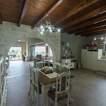 Petra Luxury Villa Heraklion (Crete)