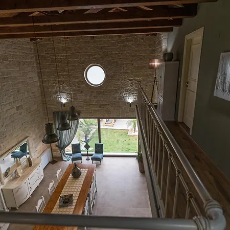 Petra Luxury Villa *